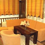 Konukevi Vigla Ias 4*