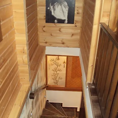 Vigla Ias בית הארחה נאוס מרמרס