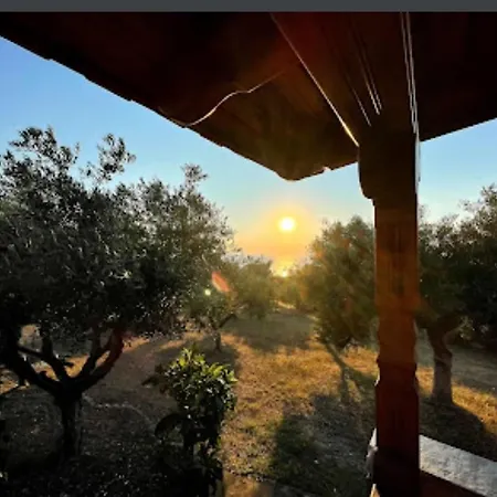 Vigla Ias Πανσιόν 4*
